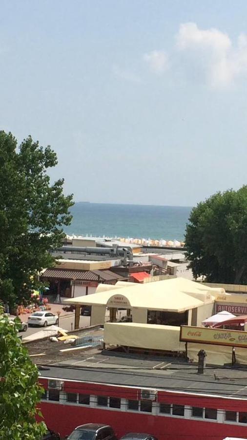 Nick Apartments Mamaia Buitenkant foto